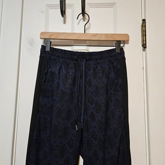 Athleta Printed Brooklyn Jogger Python - Picture 3 of 9
